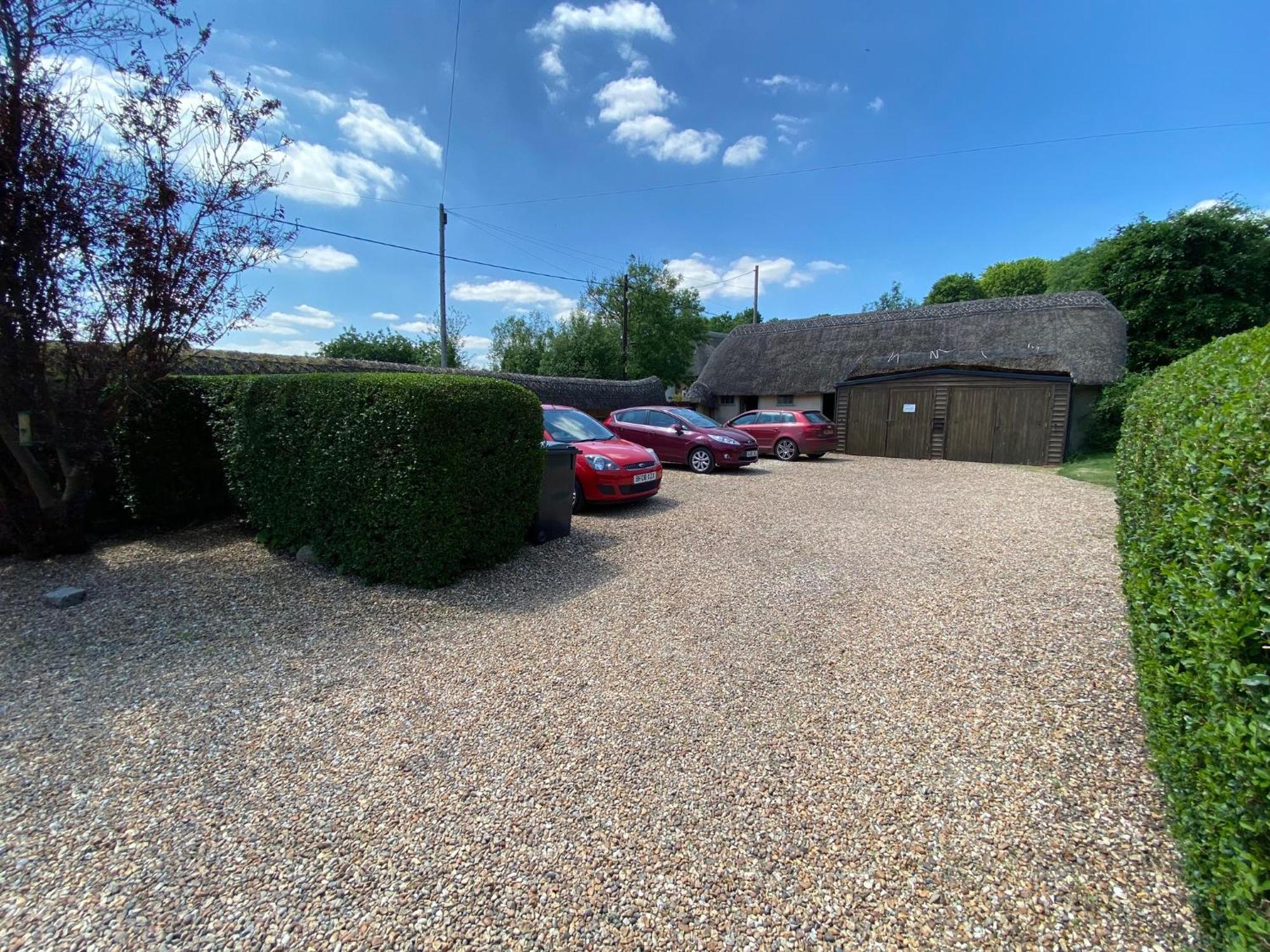 Stunning 3 Bedroom 3 Bath Self Catering Cottage Nr Stonehenge, Longleat, Avebury And Bath - Great Local Village Pub Pewsey Εξωτερικό φωτογραφία